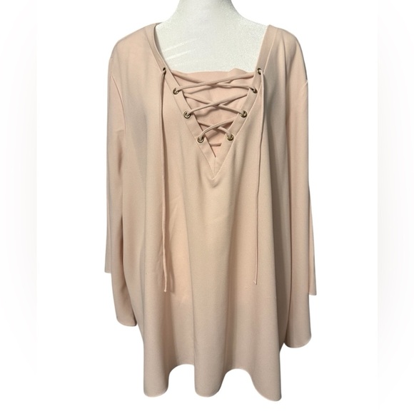 Cato Woman lace-up blouse with angel sleevess in a light blush color Size 22/24W - Picture 1 of 8